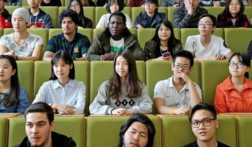 新冠疫情起始之年，回顾与反思