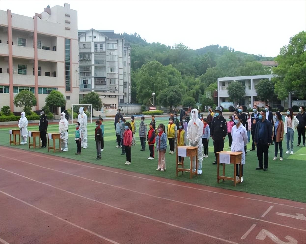 重庆加强疫情防控措施，确保市民健康安全新公告发布