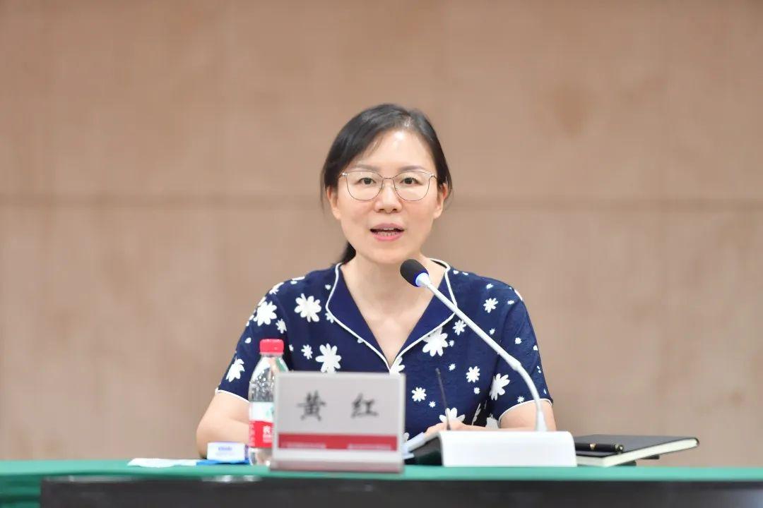 重庆疫情最新数据公布与图片分析