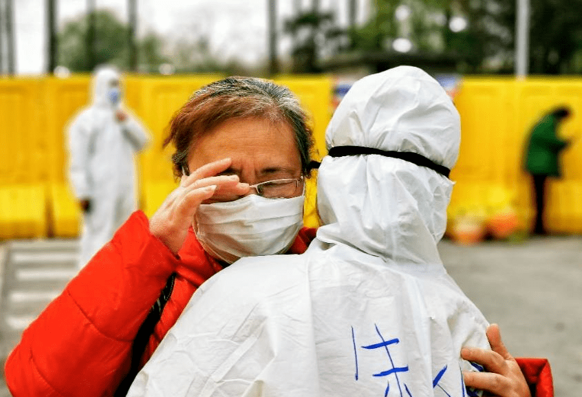 疫情新增死亡消息，积极应对挑战与人文关怀的力量