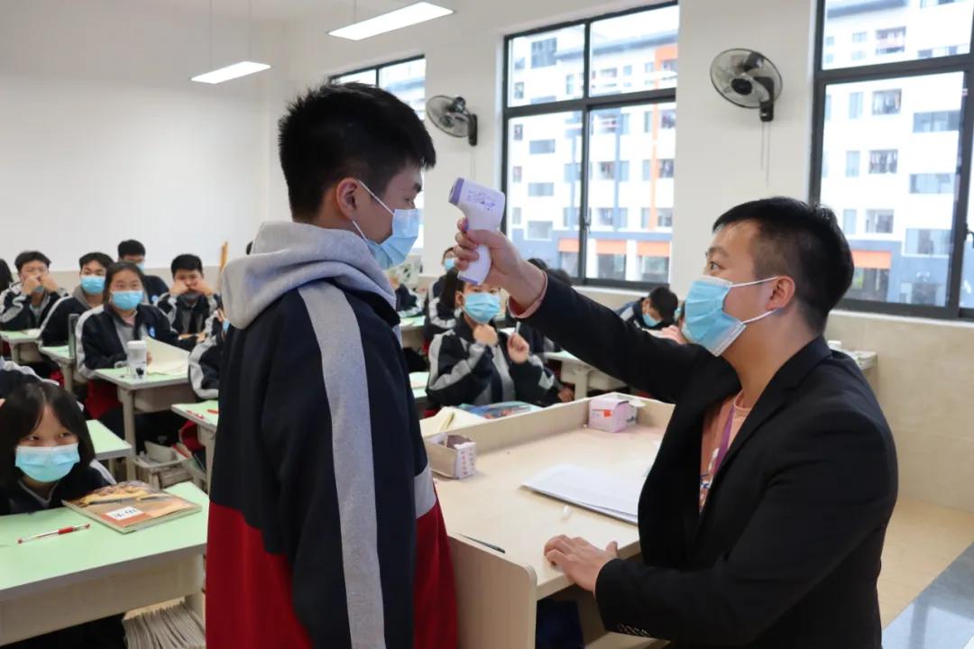 全球疫情最新动态深度解析，2021年8月报告