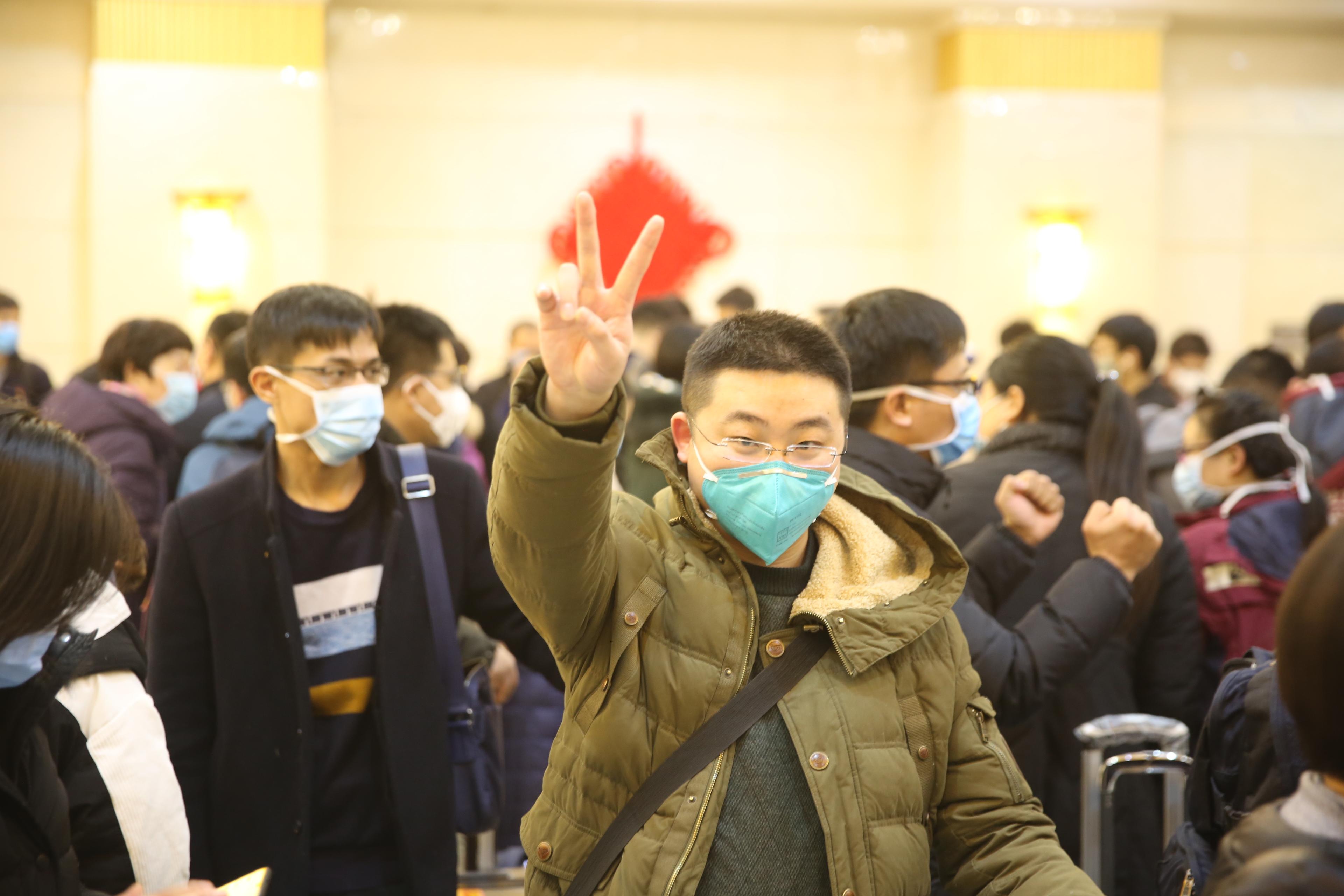 新型冠状病毒肺炎疫情结束的科学预测与应对策略探讨