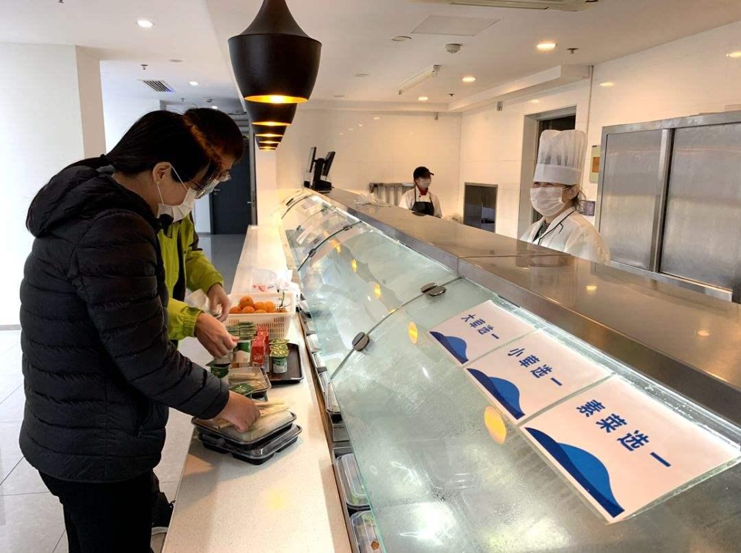 疫情期间食堂开放时间的调整与期待，探索新模式