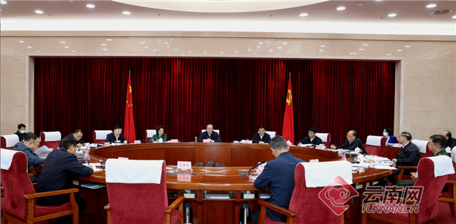 云南省委书记在疫情期间展现责任与担当