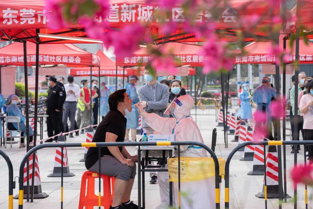 广州疫情再现反弹？南昌防控升级，双城防疫动态与市民应对指南