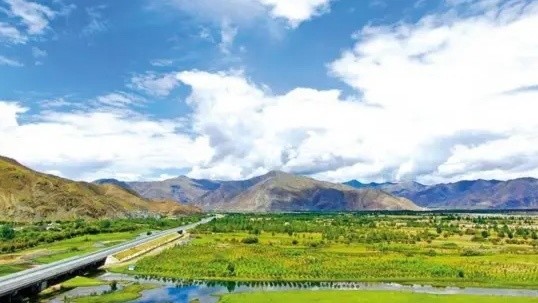 拉萨自治区最新动态，经济发展、文化保护与现代化进程全面加速
