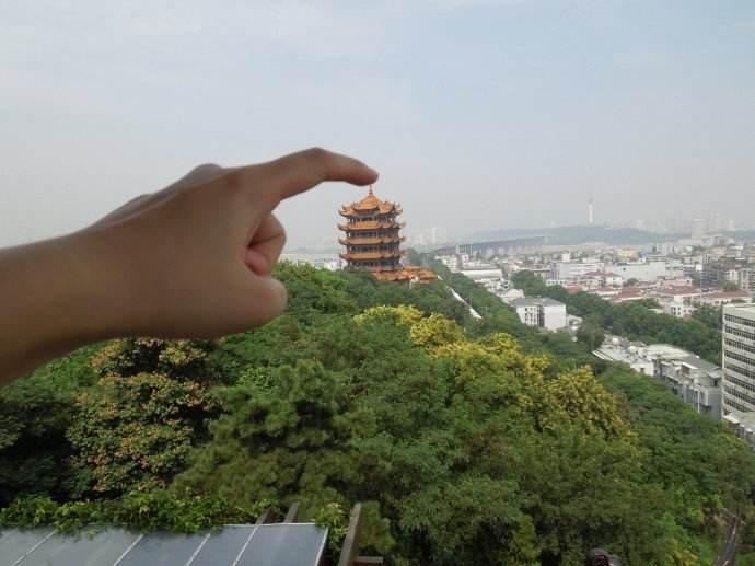 澳门与乌鲁木齐疫情管制的双重考验，防控策略与城市韧性