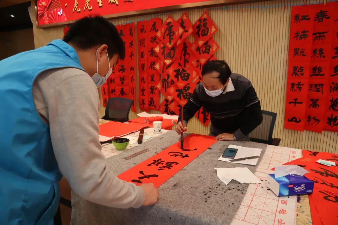 澳门疫情受控与石家庄防疫政策，双城抗疫经验对比与启示