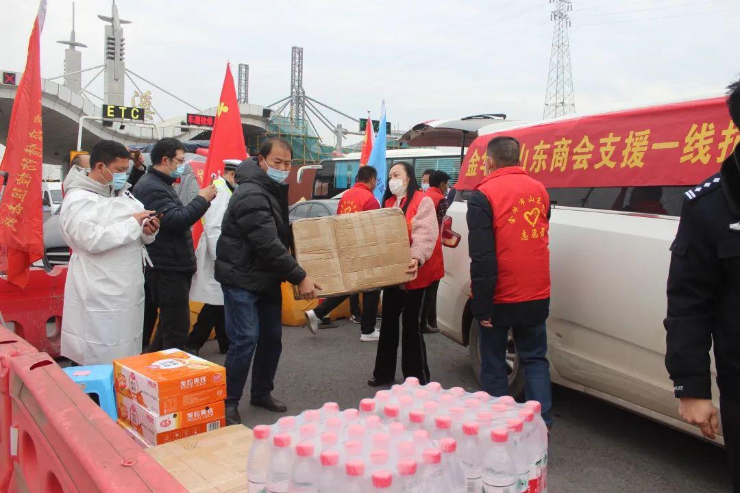 双城记，西安与澳门在新冠风暴中的抗疫智慧与韧性