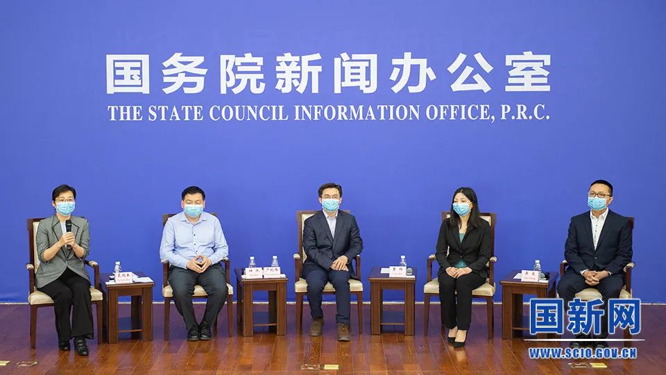 澳门疫情趋稳与甘肃防控升级，双城记下的中国抗疫新动态