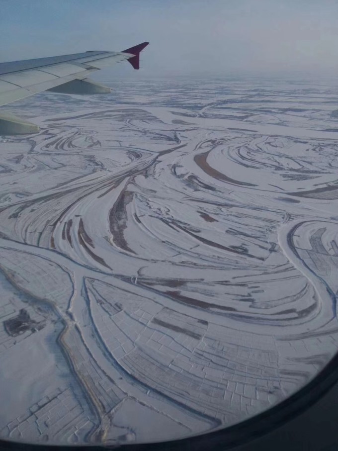 从北京机场到哈尔滨，一场穿越北国风光的空中与陆地之旅