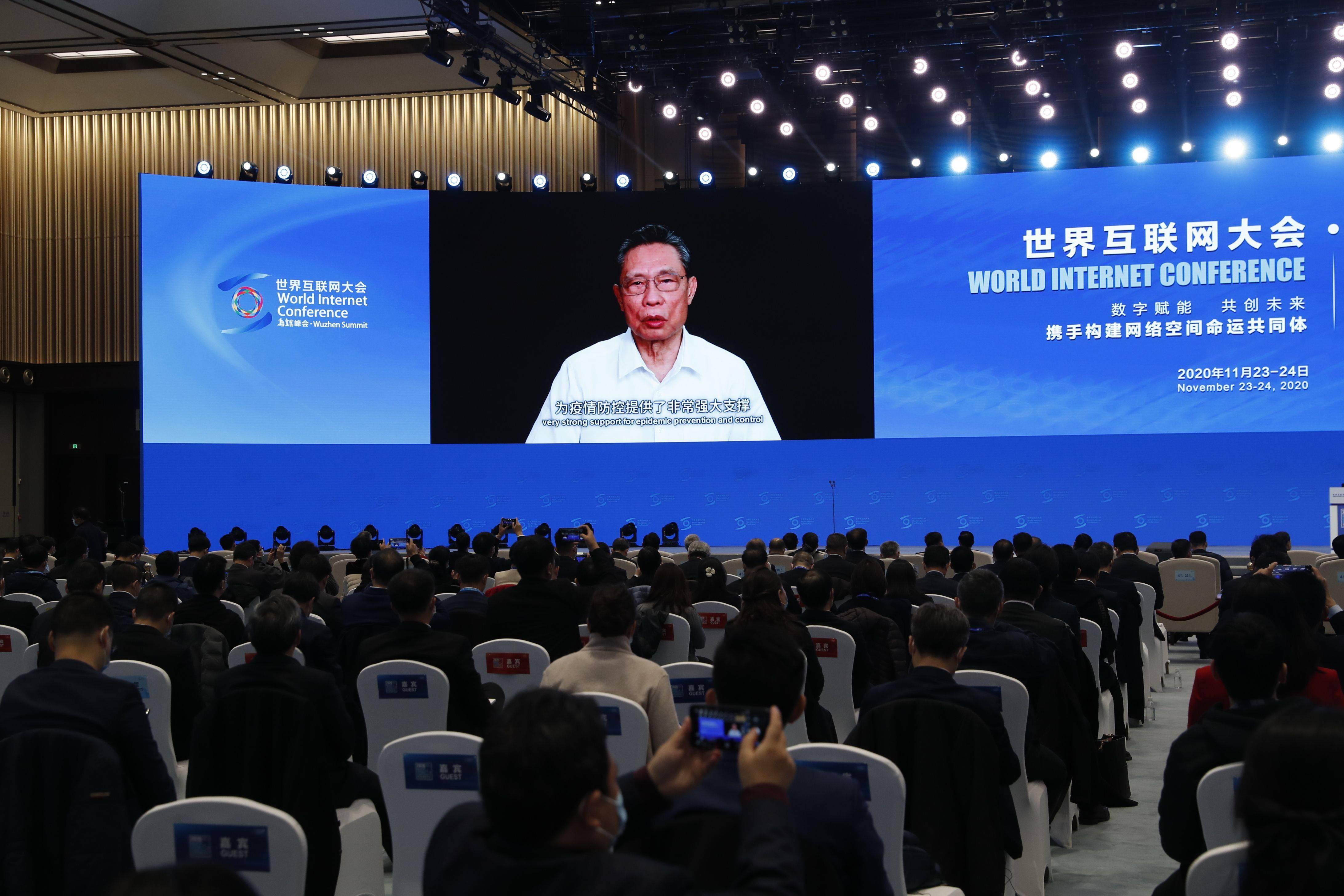 北京疫苗与武汉疫苗，中国双城记下的抗疫科技较量与合作