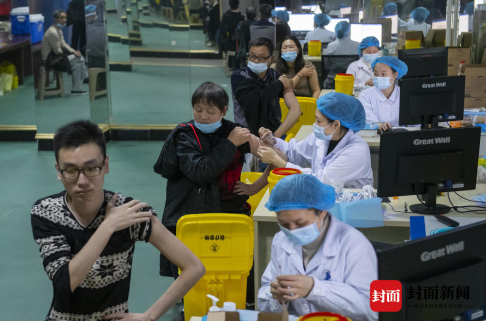 重庆疫情阻击战，疫苗接种筑起免疫长城
