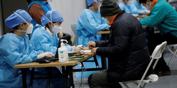 从武汉到北京，中国疫苗的双城记与全球抗疫的东方答卷