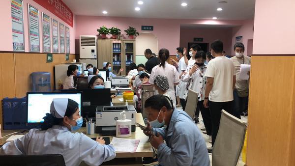 北京新冠疫苗接种全景,数据、政策与市民反响 北京新冠疫苗接种全景,数据、政策与市民反响