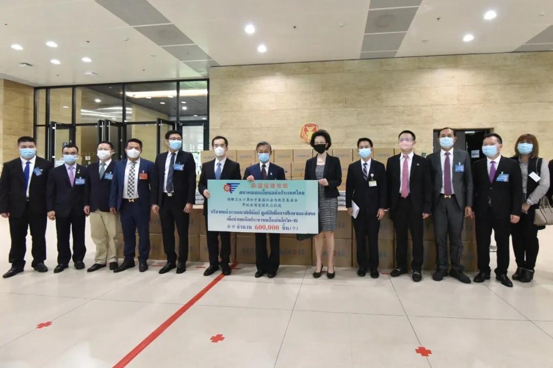 北京公交车戴口罩有年龄限制吗？全面解析防疫政策与乘车指南