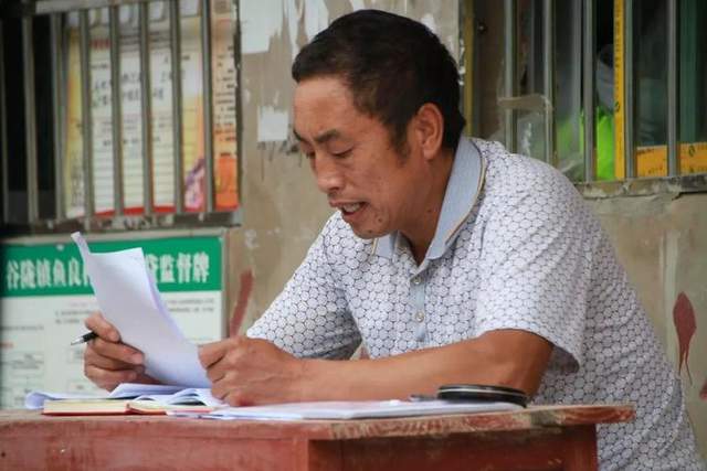 丰台村支书的三把火，一位基层干部的治理密码与人性温度