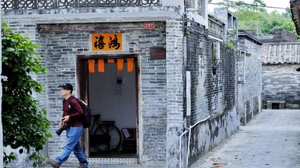 南石家庄村书记，一个被遗忘的小官如何改写乡土中国的命运