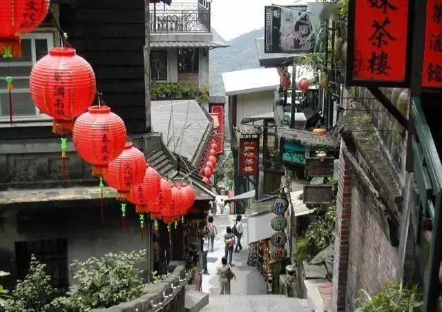 山城热血汇中原，重庆千里驰援河南的巴渝情与中国心