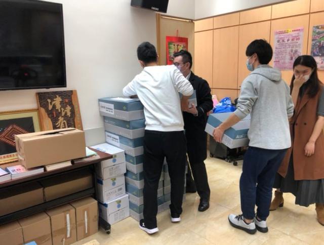 香港疫情等级评估，从地方性流行到全球关注的公共卫生事件