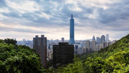 台北疫情现状，防控措施、社会影响与未来展望