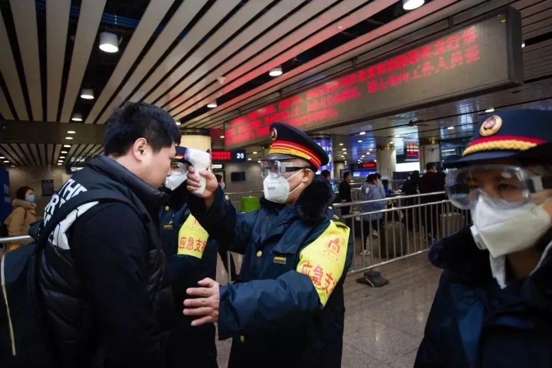 济南到北京高铁疫情，交通动脉上的防疫挑战与应对
