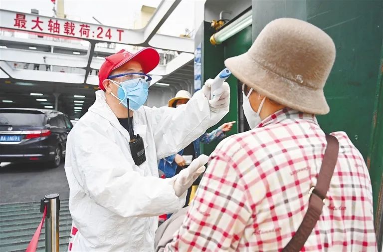 疫情双城记，北京防控升级与海口精准施策背后的抗疫新思路