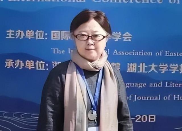突发，南京今日紧急封城，疫情形势严峻，市民需高度警惕