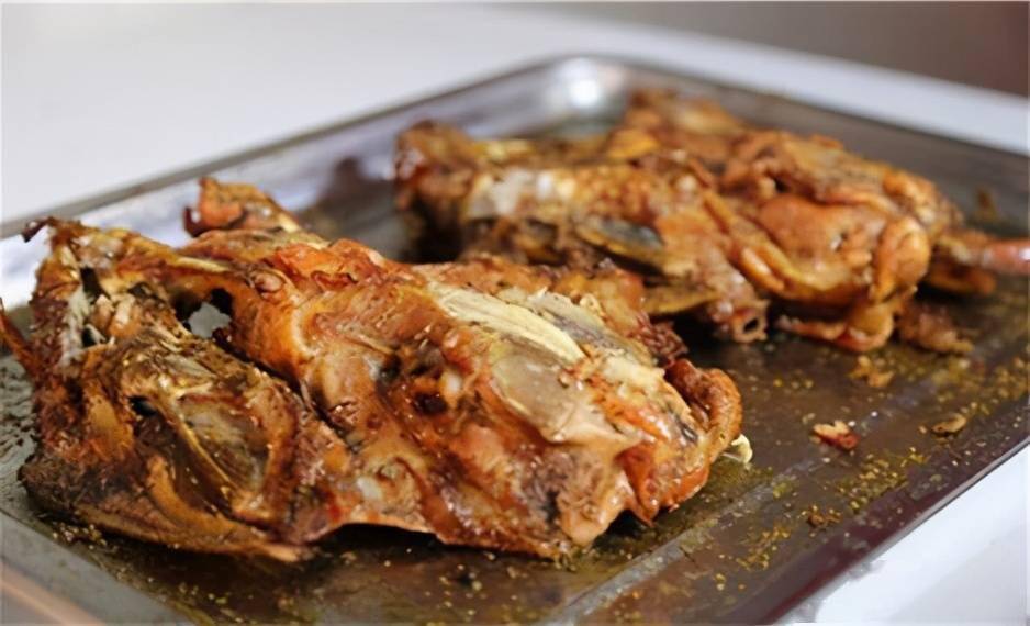 沈阳鸡架大爷事件，一场由美食引发的疫情连锁反应