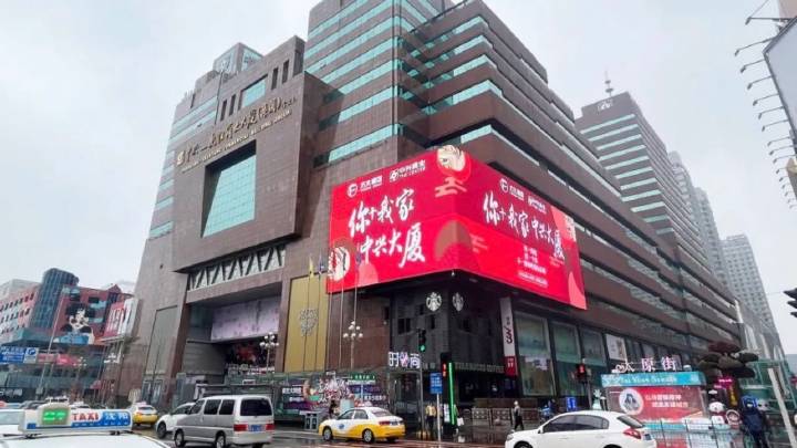 疫情下的坚守，沈阳营业商场的生存之道与温情故事