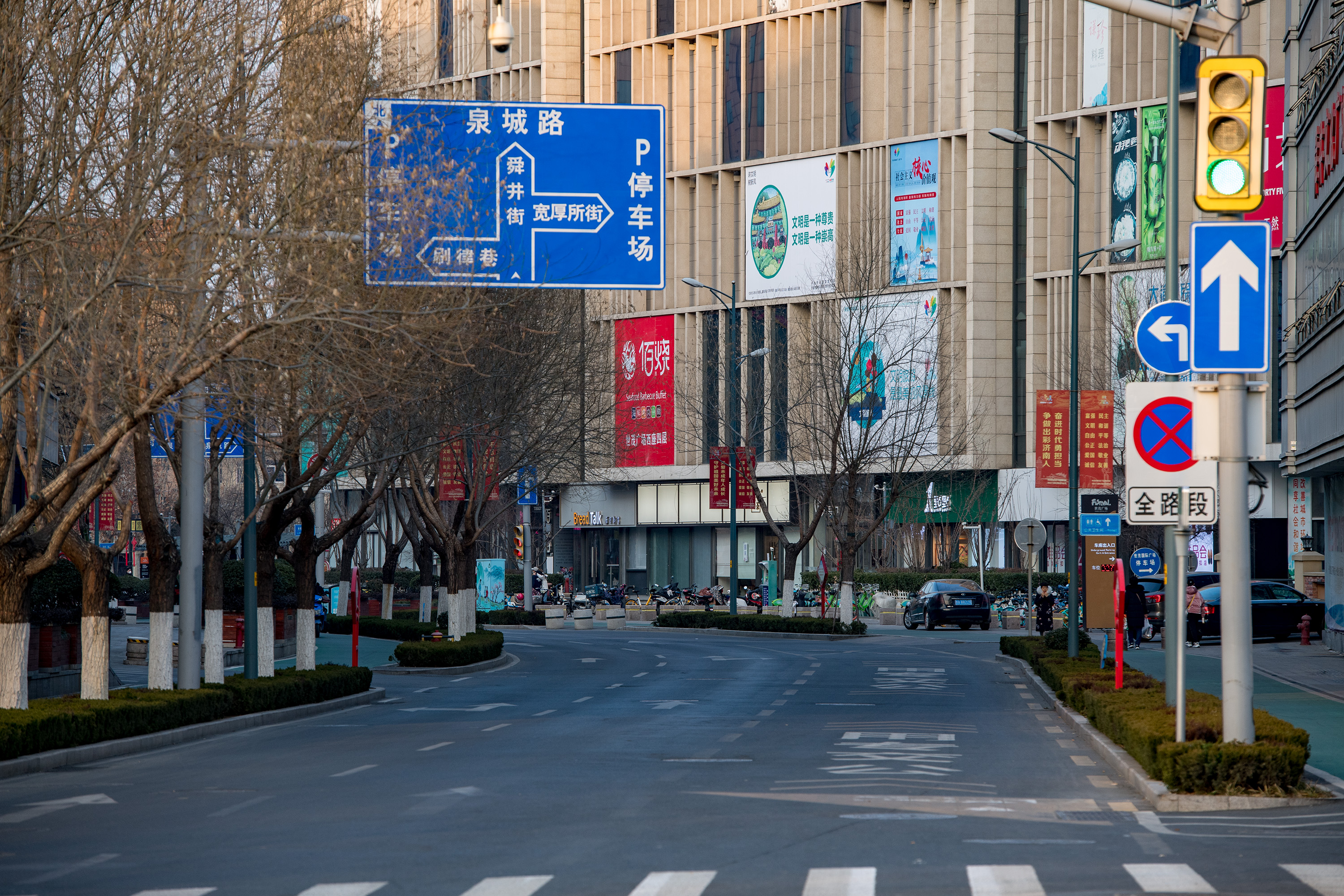 疫情下的城市记忆，济南封城与拉萨的静默时光