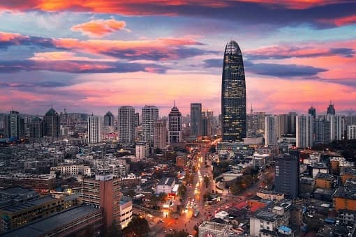 济南封城了，一座城市的暂停与重启