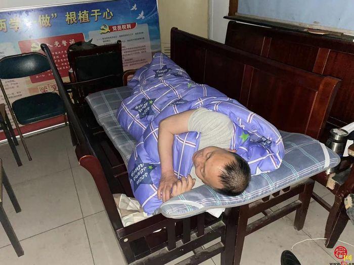 济南12名医院工作者，抗疫前线的无名英雄