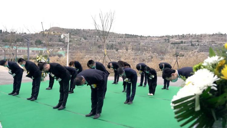 济南封闭管理，城市静默下的民生百态与治理智慧