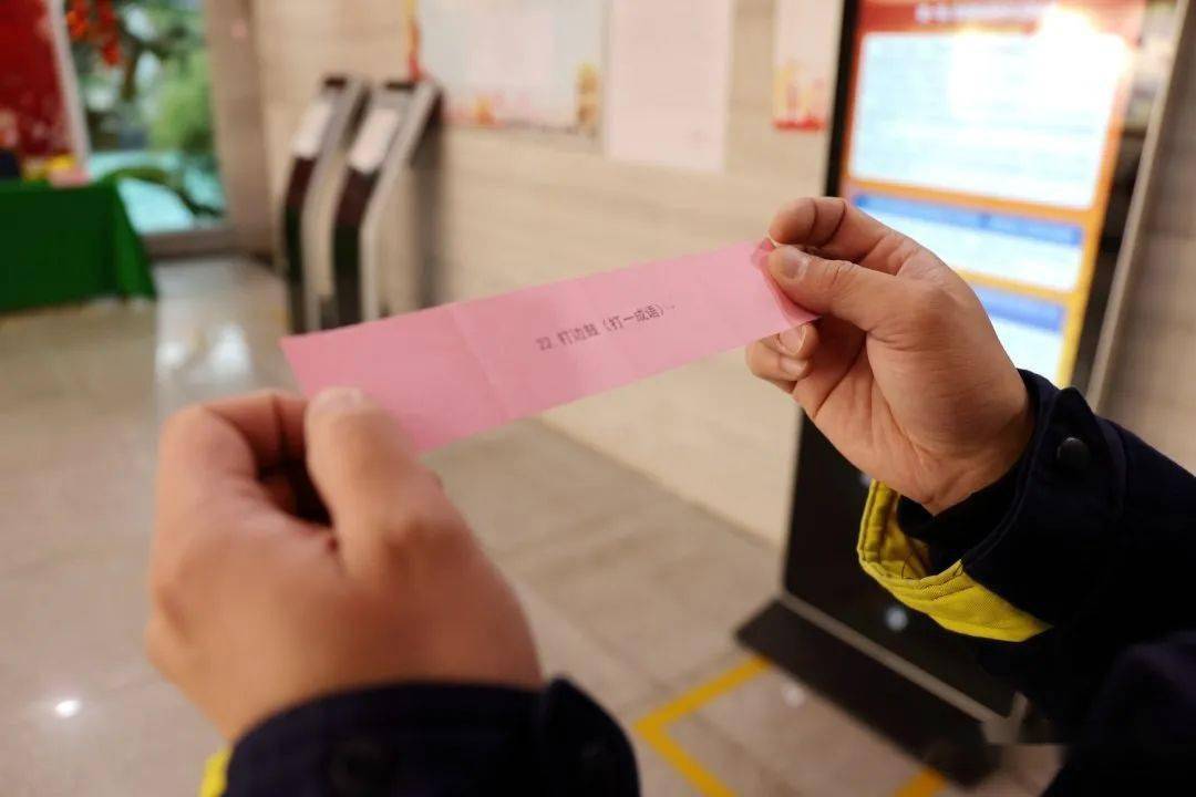疫情下的济南，最新防控动态与南昌天气异常背后的城市韧性