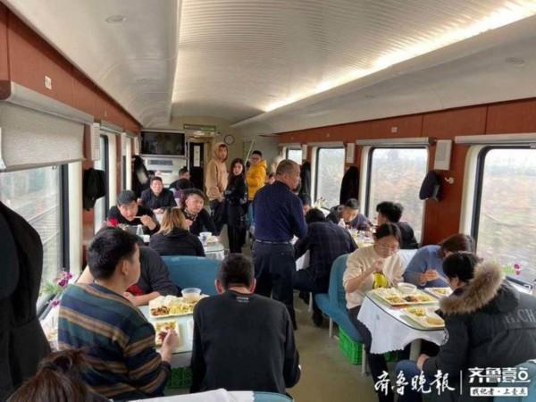 济南至乌鲁木齐高铁时刻表全攻略，行程安排、票价与旅行贴士