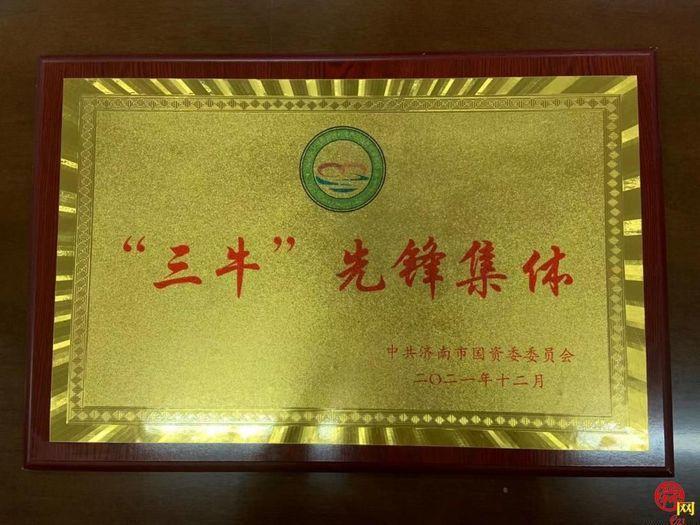 济南市工地，城市发展的脉动与文明的阵痛