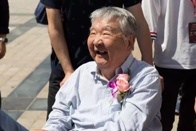 合肥一高校学生死亡事件，生命陨落背后的教育反思与青年心理健康之痛