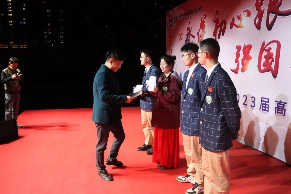 合肥八中，跻身全国重点高中的卓越教育典范