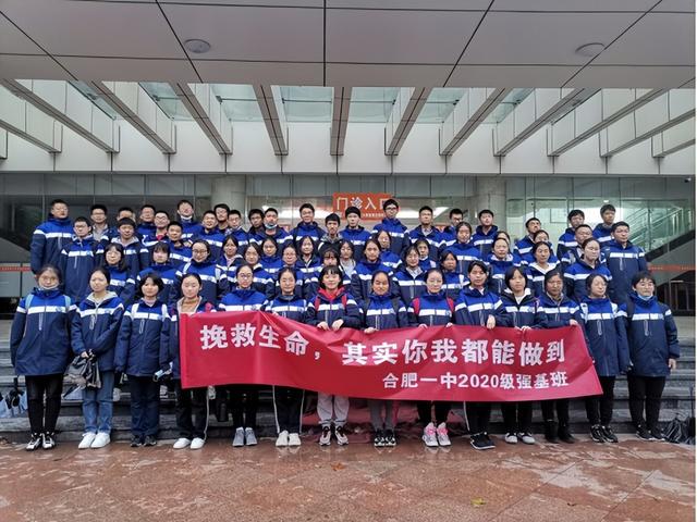 合肥一中疫情启示录，当校园成为抗疫战场，我们如何守护青春与未来？